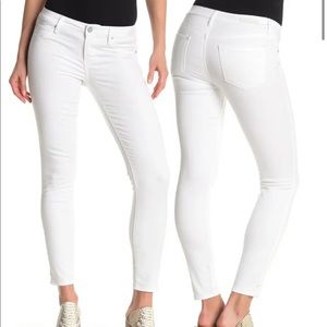 NWT ARTICLES OF SOCIETY Sarah skinny jeans 26
